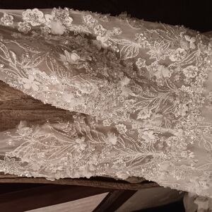 Elegant Floral Lace Wedding Dress